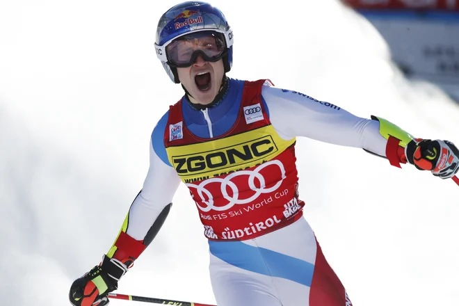 Marco Odermatt je vodilni v svetovnem pokalu. FOTO: Alessandro Garofalo/Reuters

