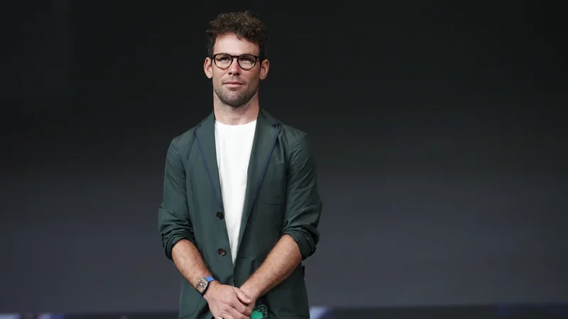 Fotografija: Mark Cavendish med predstavitvijo trase Toura 2022, letošnjo dirko po Franciji je zaznamoval s kar štirimi etapnimi zmagami, s čimer je izenačil rekord legendarnega Belgijca Eddyja Merckxa. FOTO: Gonzalo Fuentes/Reuters