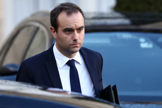 French Overseas Minister Sebastien Lecornu leaves following the weekly cabinet meeting at the Elysee Palace in Paris, France, December 1, 2021.  REUTERS/Sarah Meyssonnier