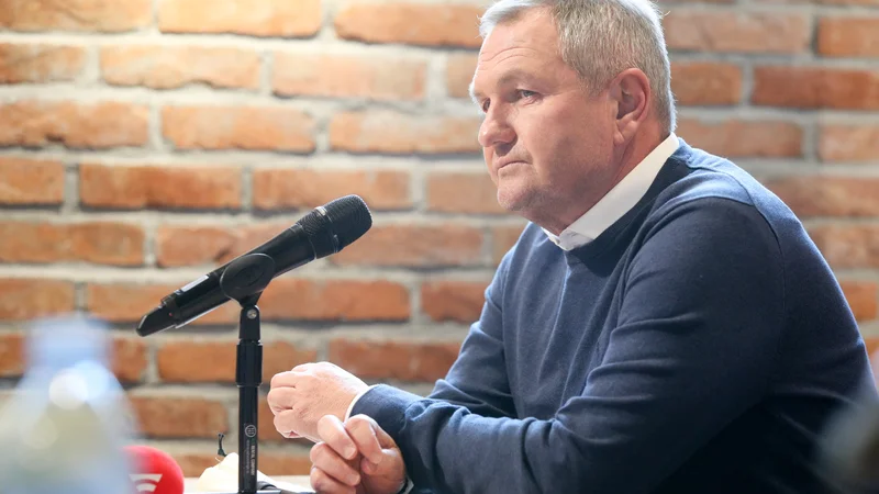 Fotografija: Selektor slovenske nogometne reprezentance je Matjaž Kek. FOTO: Marko Feist