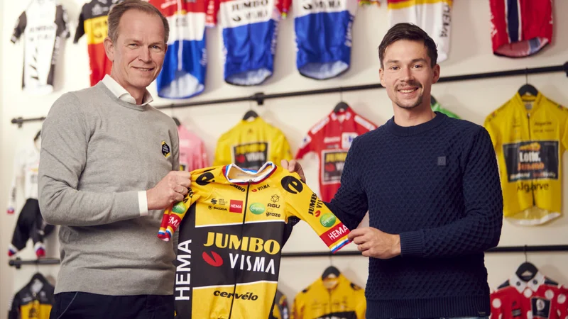 Fotografija: Primož Roglič in njegov direktor Richard Plugge. FOTO: Jumbo Visma