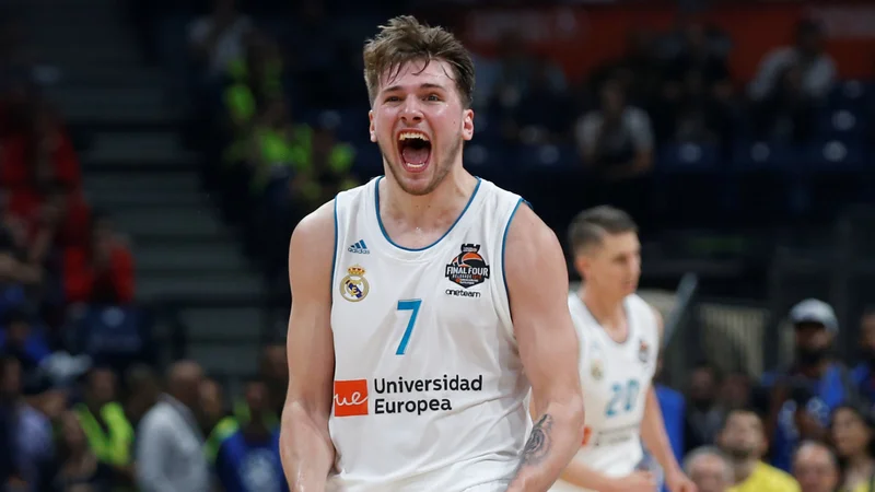 Fotografija: Luka Dončić (na fotografiji) med finalno tekmo evrolige v Beogradu leta 2018. FOTO: Alkis Konstantinidis/Reuters
