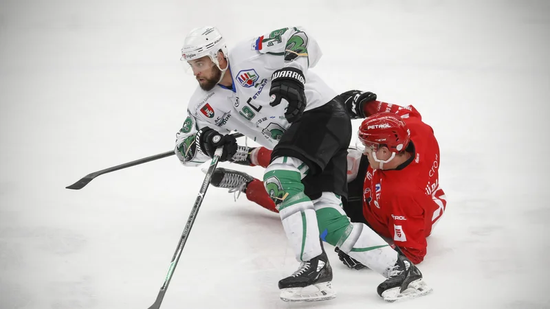 Fotografija: Žiga Pance je popeljal SŽ Olimpijo v vodstvo z 2:1. FOTO: Uroš Hočevar/Delo
