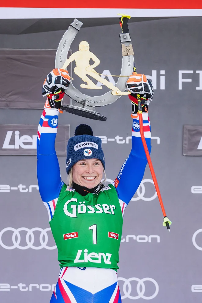 Tessa Worley je ugnala vse konkurentke. FOTO: Dominik Angerer/AFP
