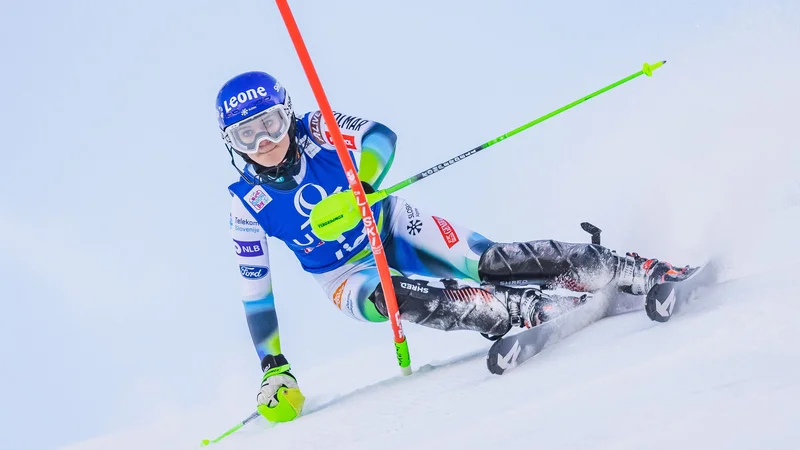 Fotografija: Andreji Slokar, na fotografiji včeraj v Lienzu, v novi sezoni ne uspe svobodno zadihati. FOTO: Dominik Angerer/AFP