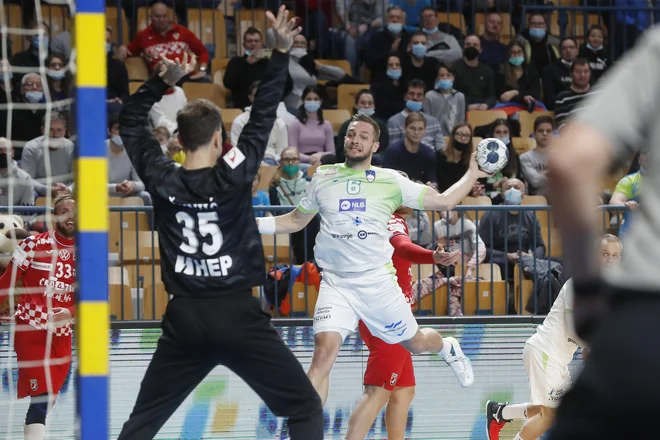 Gašper Marguč se je bil s sedmimi goli ob Blažu Jancu najboljši strelec Slovenije. FOTO: Leon Vidic
