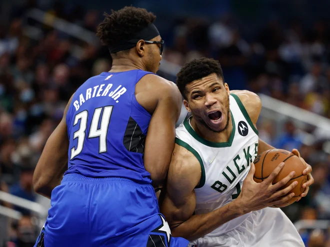 Giannis Antetokounmpo je dosegel 33 točk za Milwaukee. FOTO: Nathan Ray Seebeck/USA&nbsp;Today Sports

