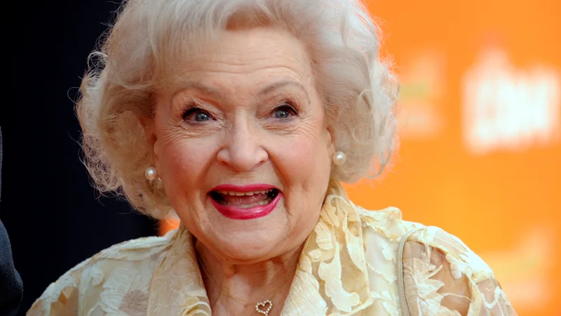Fotografija: Betty White je postala z vlogo Rose Nylund v Zlatih dekletih ikona, ki se je borila proti tabujem, povezanim s starostjo. FOTO: Phil Mccarten/Reuters