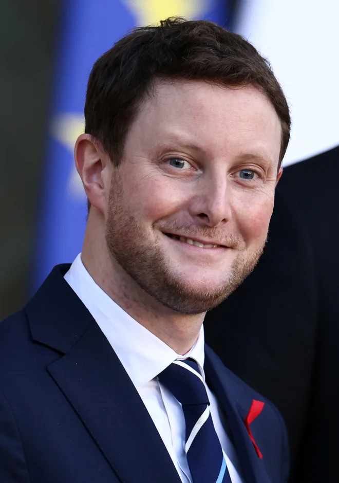 Clément Beaune deluje sramežljivo, nikakor arogantno, vselej zmerno, in očitno ambiciozen je. FOTO: Sarah Meyssonnier/Reuters
