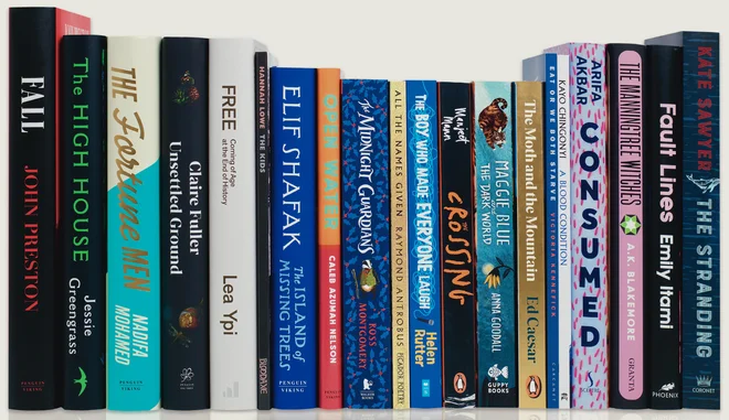 Tokrat so skupaj našteli 934 prijavljenih naslovov za nagrado costa, trideset odstotkov več kot leta 2020, predvsem pa rekord&shy;no število vse od začetka nagrade. FOTO: Costa Book Awards
