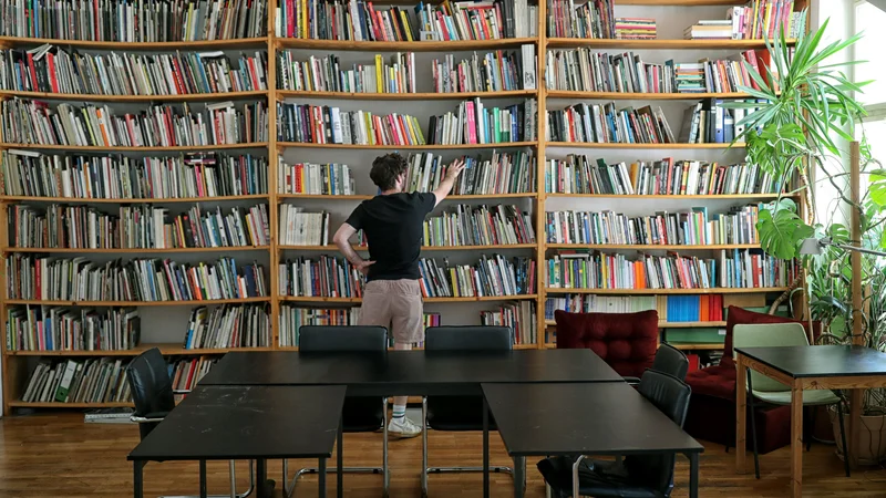 Fotografija: V športu, kulturi in drugod je za društva pomemben status delovanja v javnem interesu, ker se tako uvrstijo na seznam Fursa kot organizacije, ki jim lahko zavezanci namenijo odstotek dohodnine. Foto Blaž Samec