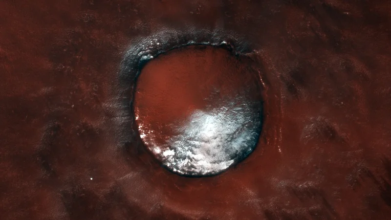 Fotografija: Krater na Marsu FOTO: Esa/Roskozmos
