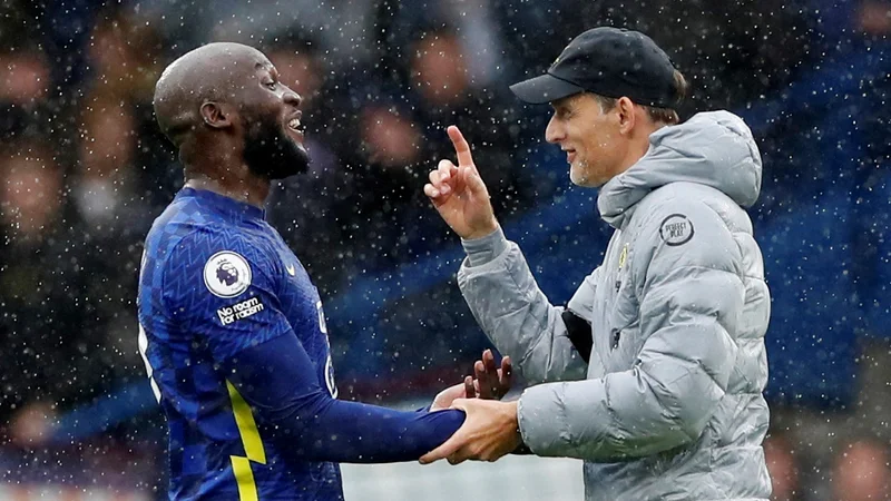 Fotografija: Thomas Tuchel in Romelu Lukaku sta se pogovorila, sledilo je opravičilo Belgijca. FOTO: Paul Childs/Reuters
