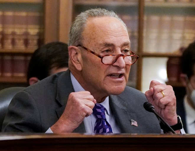 Vodja senatne večine Chuck Schumer hoče poenoteno volilno zakonodajo. Foto Elizabeth Frantz/Reuters
