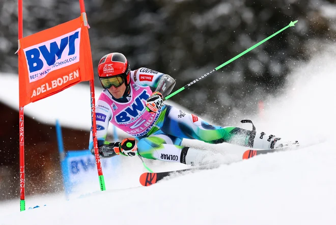 Štefan Hadalin je prišel do veleslalomskih točk. FOTO: Denis Balibouse/Reuters
