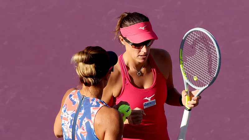 Darija Jurak in Andreja Klepač med lanskim nastopom v Guadalajari. FOTO: Matthew Stockman/AFP