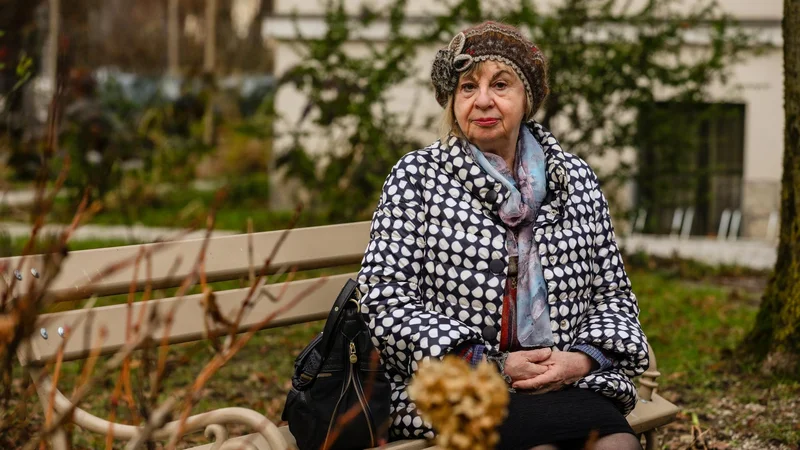 Fotografija: Vse se začne z izvirnikom – če je ta dolgočasen in pust, mu tudi najboljši prevajalec težko pomaga k priljubljenosti, meni Dušanka Zabukovec. FOTO: Črt Piksi