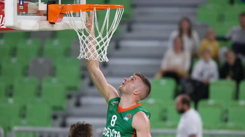 Fotografija: Edo Murić in soigralci iz Cedevite Olimpije jutri ne bodo imeli evropske tekme. FOTO: Aleš Fevžer/Cedevita Olimpija