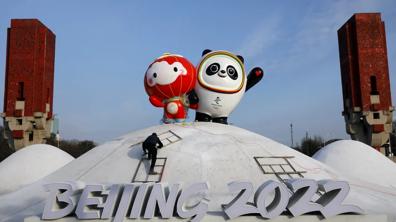 Fotografija: Današnji utrinek iz kitajske metropole. FOTO: Tingshu Wang/Reuters
