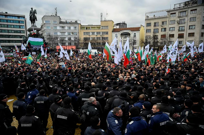 Protesti v Bolgariji. FOTO: Nikolay Doychinov/AFP
