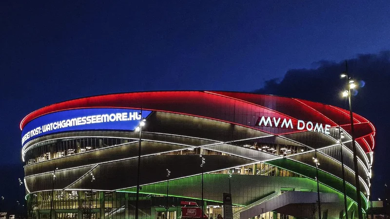 Fotografija: MVM Dome v Budimpešti je največja rokometna dvorana v Evropi in je včeraj gostila prvo tekmo eura 2022. FOTO: EHF