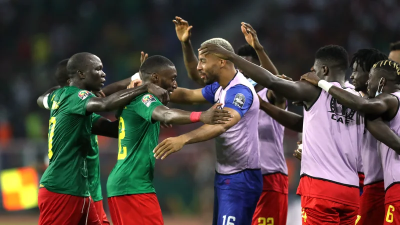 Fotografija: Karl Toko-Ekambi proslavlja četrti gol v mreži Etiopije. FOTO: Mohamed Abd El Ghany/Reuters