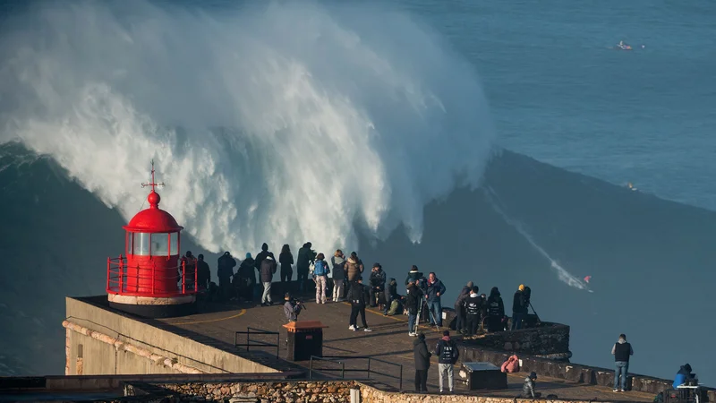 Fotografija: Čeprav je leva politika socialno senzibilnejša od desnice, perečih problemov na Portugalskem ne manjka. FOTO Miguel Riopa/AFP