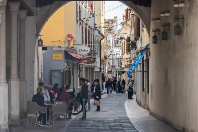 Na destinacijo turiste zagotovo privabljajo številne naravne danosti in ugodna klima, prav gotovo pa tudi čedalje bolj urejena turistična infrastruktura in vse številčnejša doživetja. FOTO: Jaka Ivančič