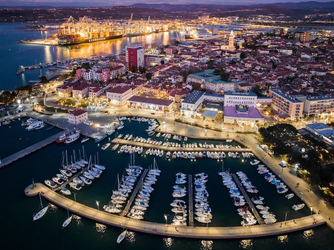 Številne aktivnosti načrtujejo tudi v novem letu, med drugim se bo tudi Koper v začetku februarja pod okriljem Mediteranske Slovenije in Krasa predstavil na svetovni razstavi Expo v Dubaju. FOTO: Jaka Ivančič
