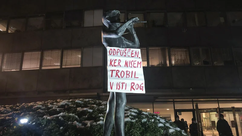 Fotografija: Novinarje Tarče je podprla tudi civilna družba. FOTO: Jure Eržen/Delo