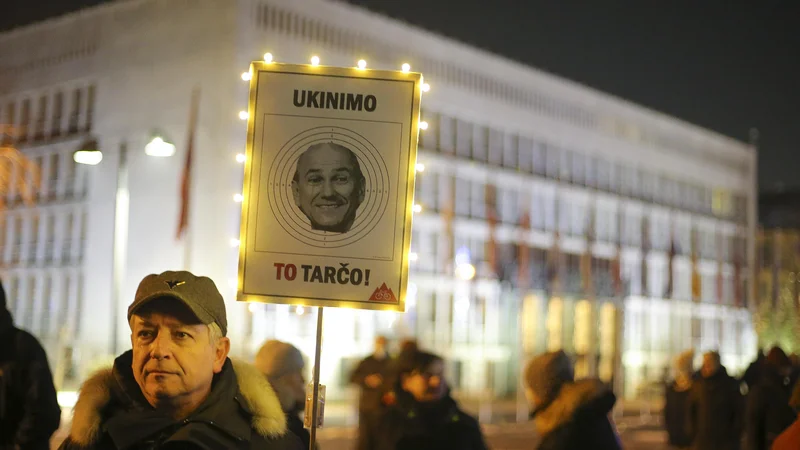 Fotografija: Petkov protest. FOTO: Jože Suhadolnik/Delo