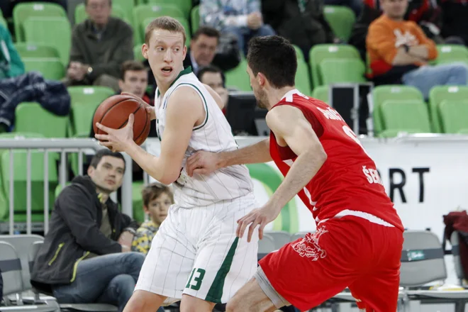 Miha Lapornik bo odslej igral v dvorani Leona Štuklja. FOTO: Leon Vidic/Delo
