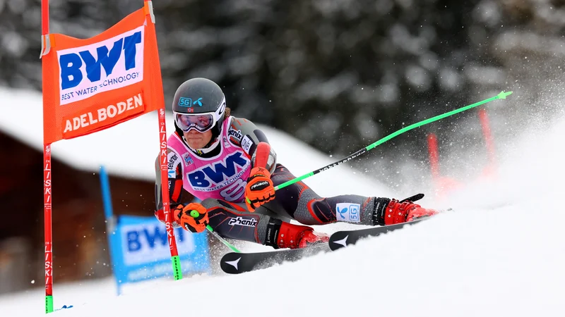 Fotografija: Lucas Braathen na poti do presenetljive slalomske zmage. FOTO: Denis Balibouse/Reuters