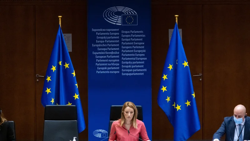 Fotografija: Maltežanka Roberta Metsola je najverjetnejša naslednica pred kratkim preminulega Italijana Davida Sassolija na položaju predsednice evropskega parlamenta. FOTO: Martin Bertrand/Reuters