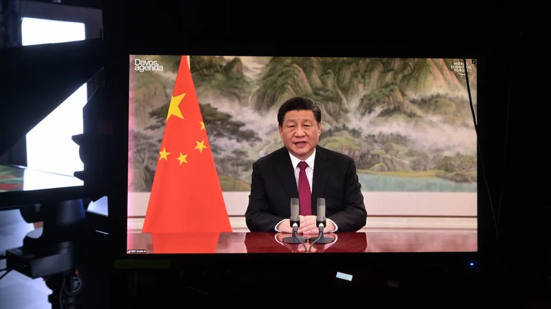 Fotografija: Kitajski predsednik Xi Jinping je bil eden od prvih govornikov na svetovnem gospodarskem forumu v Davosu. FOTO: Fabrice Coffrini/AFP