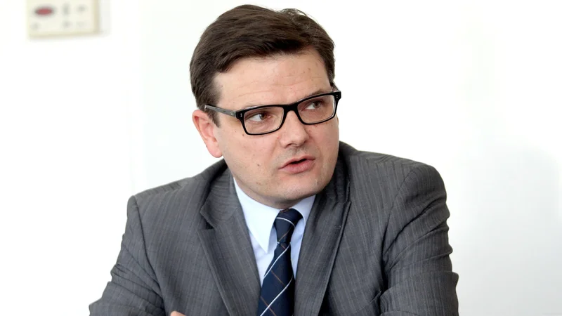 Fotografija: Kandidat Marjan Divjak je dolgoletni prvi človek zakladnice na ministrstvu za finance. FOTO: Roman Šipić/Delo