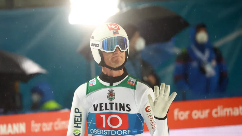 Fotografija: Daniel-Andre Tande bo prisiljen izpustiti tekmi konec tedna v Titisee-Neustadtu. FOTO: Kai Pfaffenbach/Reuters