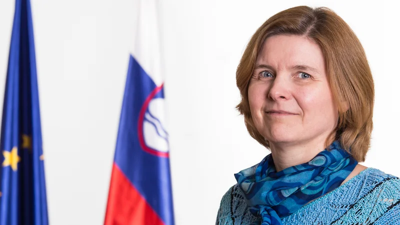 Fotografija: Kristina Šteblaj je diplomirala na Ekonomski fakulteti v Ljubljani in dokončala magistrski študij na Fakulteti za državne in evropske študije. FOTO: Ministrstvo za finance