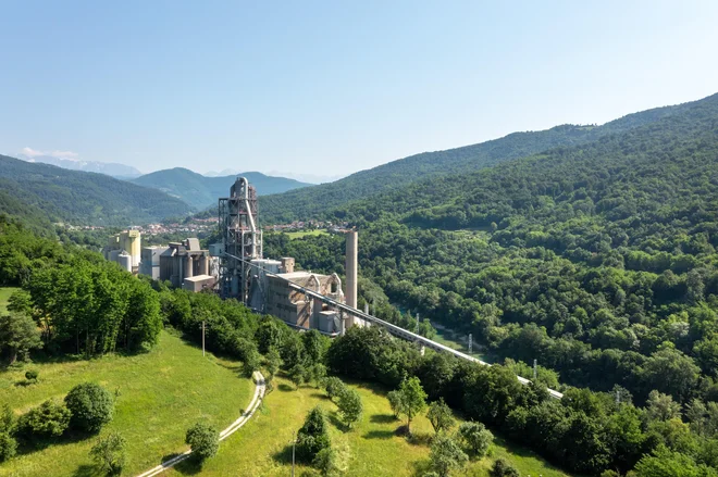 Salonit Anhovo je družbeno odgovorno podjetje, ki povezuje in tesno sodeluje z lokalno skupnostjo, kjer deluje. FOTO: Salonit Anhovo
