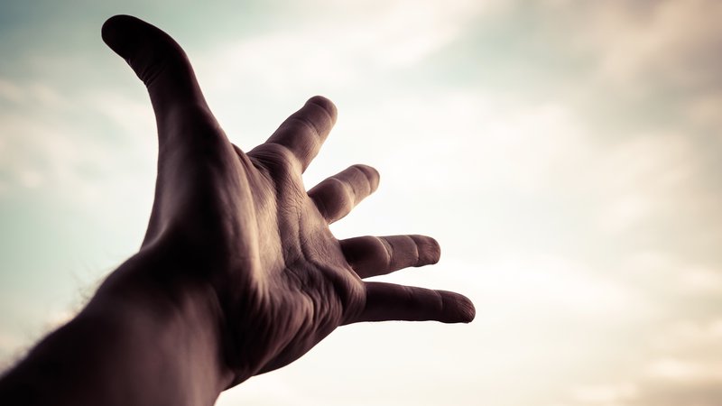 Fotografija: Človek je pravzaprav en sam velik dotik. Naši prsti vedo vse.

FOTO: Shutterstock
