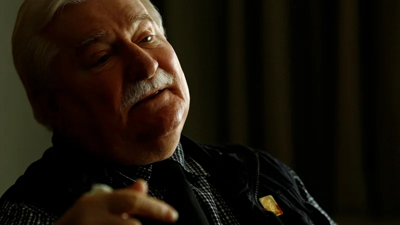 Fotografija: Lech Walesa. FOTO: Kacper Pempel/Reuters