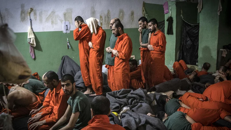 Fotografija: Džihadisti v zaporu Gvajran. FOTO: Fadel Senna/AFP