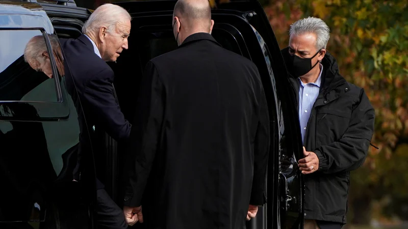 Fotografija: Ameriški predsednik Joe Biden je konec tedna preživel v Camp Davidu. Foto Joshua Roberts/Reuters