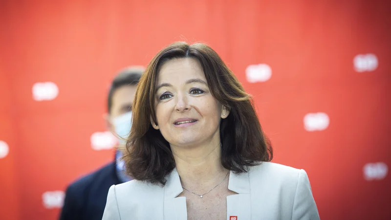 Fotografija: Slabih osem odstotkov vprašanih v anketi Mediane ocenjuje Tanjo Fajon kot najboljšo kandidatko za mandatarja za sestavo nove vlade.