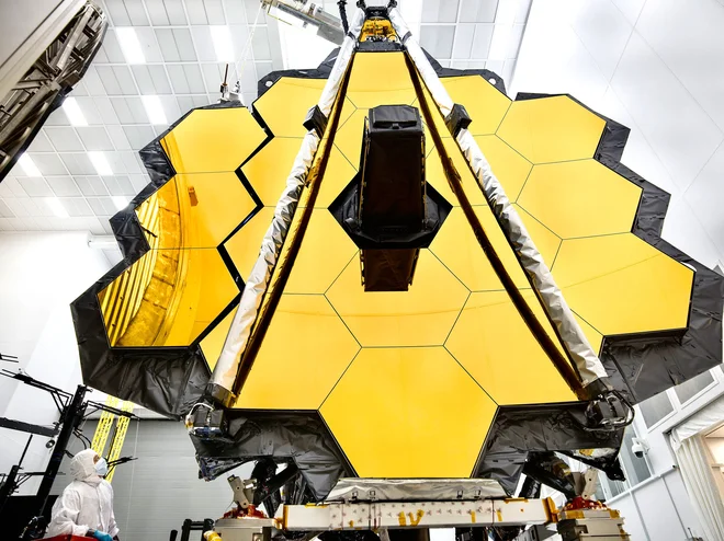Prve posnetke lahko pričakujemo šele čez nekaj mesecev.&nbsp;FOTO:&nbsp;Chris Gunn/Nasa/AFP
