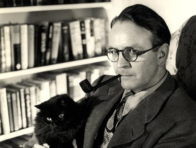 Raymond&nbsp;Chandler&nbsp;je v prvencu iz leta 1939&nbsp;definiral celoten žanr trde kriminalke. FOTO: osebni arhiv
