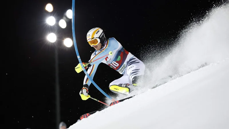 Fotografija: Linus Strasser na poti do zmage v Schladmingu. FOTO: Erwin Scheriau/AFP