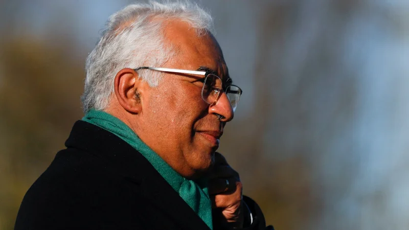 Fotografija: Premier António Costa je napovedal, da bo odstopil, če PS na volitvah ne bo dobila največ glasov. FOTO: Pedro Nunes/Reuters
