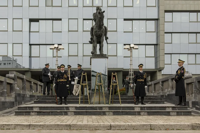 Zaradi dobrega sodelovanja je še danes Zveza društev general Maister primerno svojemu delovanju sofinancirana s strani Slovenske vojske. Foto Voranc Vogel/Delo
