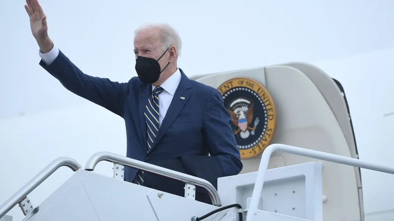 Fotografija: Biden krepi odnose z zavezniki in bo 7. februarja v Beli hiši gostil nemškega kanclerja Olafa Scholza. Foto Saul Loeb/AFP